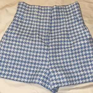 Zara blue plaid shorts never worn 💙🤍